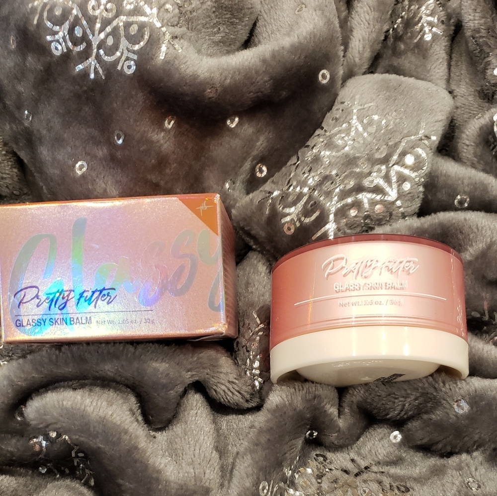 TOUCH IN SOL PRETTY FILTER WATERFUL GLOW CREAM 30G $35